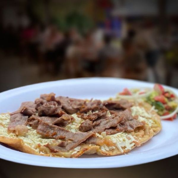 Huarache de Pechuga Asada